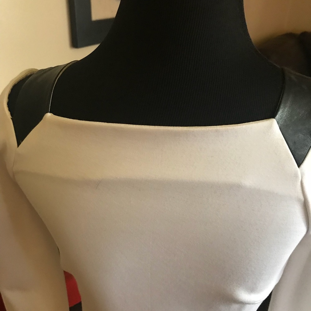 Authentic Emilio Pucci Dress - Picture 4 of 6